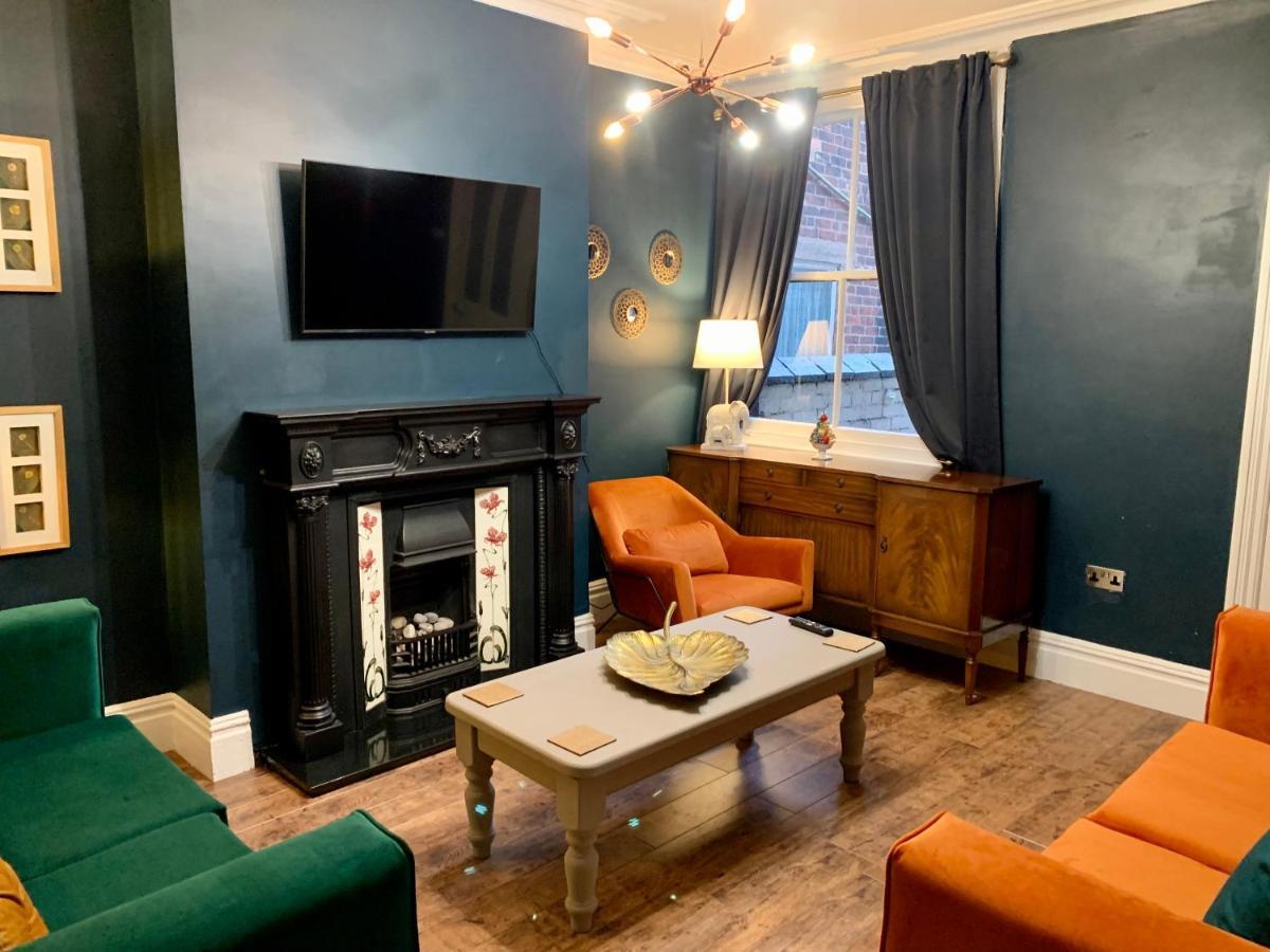 Stamer House By Yourstays, Stylish Quirky House, With 4 Double Bedrooms, Book Now! Stoke-on-Trent Exterior photo